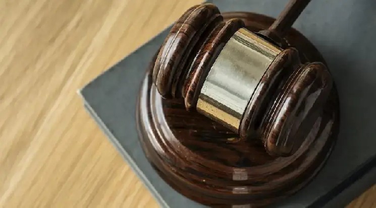 Создатель криптосхемы потратил ,1 млн инвесторов на игры